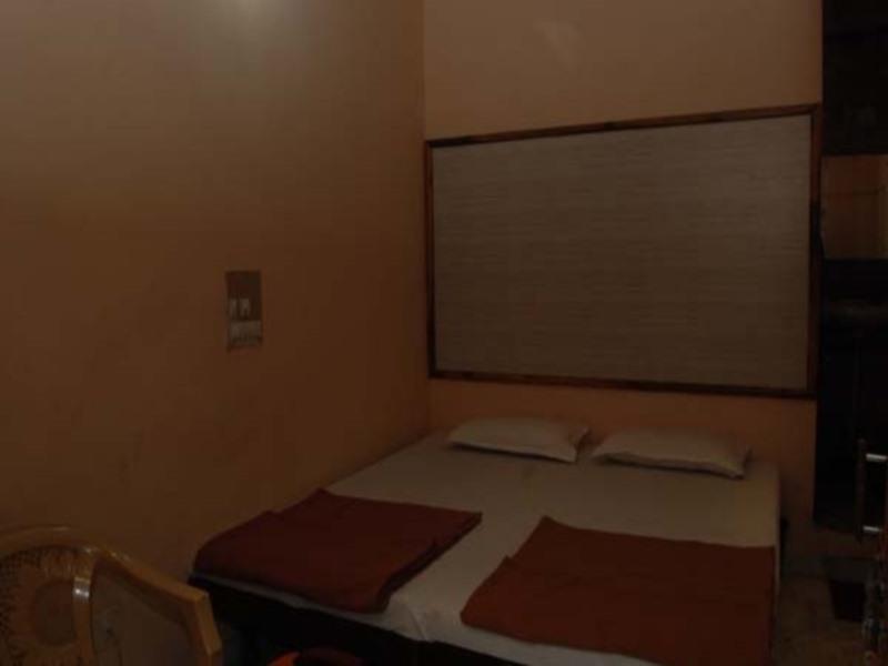 Hotel Yatri Udaipur Extérieur photo
